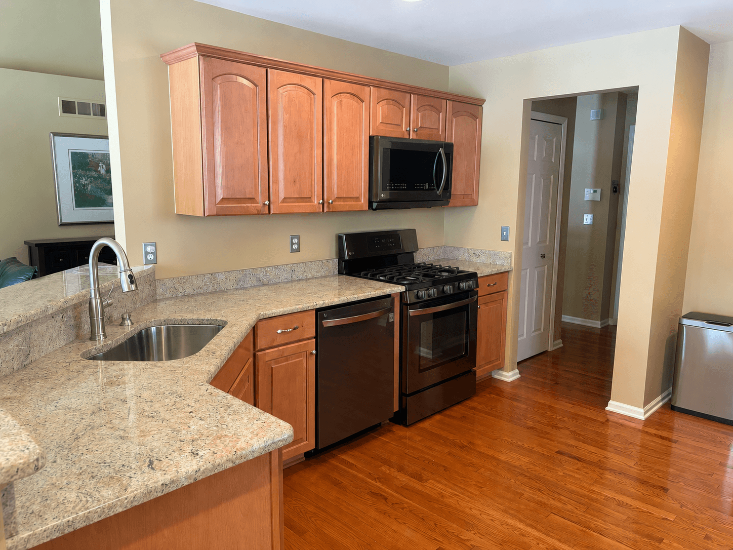 before kitchen cabinet refacing - outdated oak cabinets